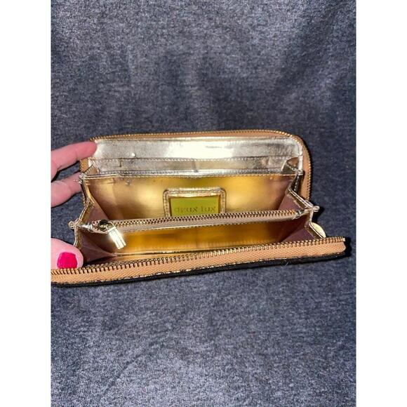 Deux Lux Wallet - Picture 3 of 3